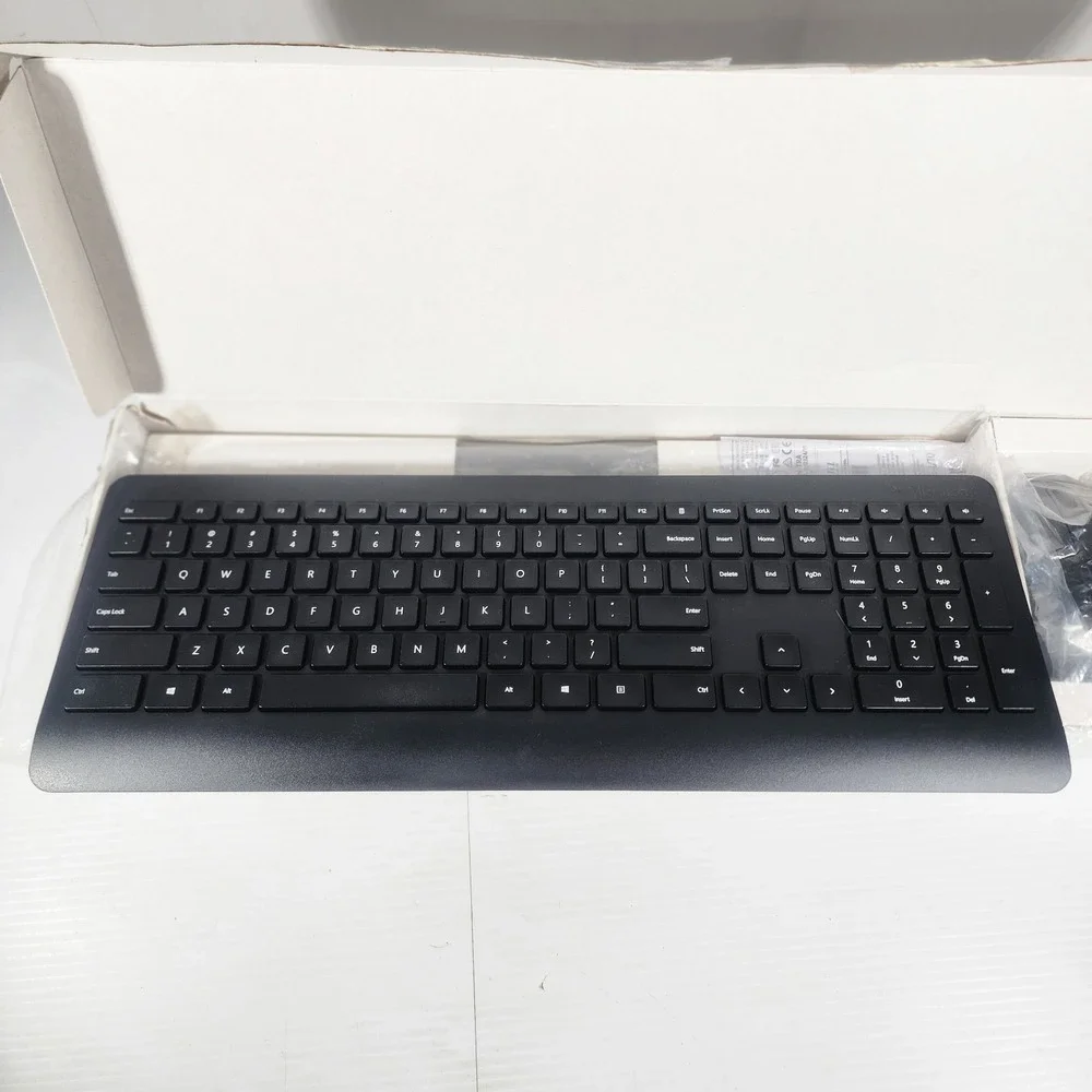 READ Microsoft Wireless 900 Desktop Wireless Keyboard‎ & Mouse NO USB DONGLE